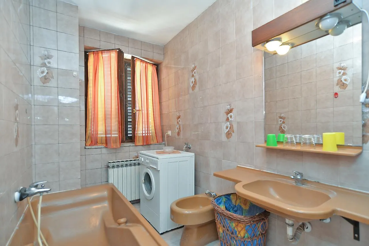 Apartments Ivanka 378 Rovigno Croazia