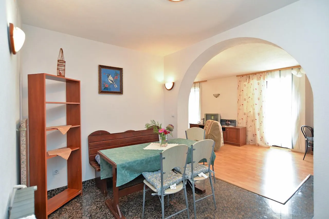 Apartments Ivanka 378 Rovinj 0*,